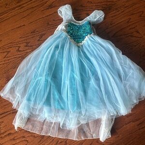 TRISH Scully frozen style dress